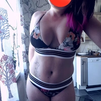 Marriedhotwife86