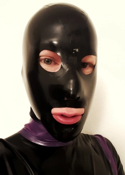 LatexKinkster86